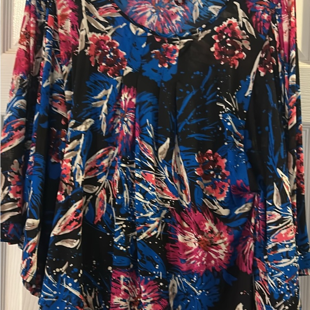 Madison Blue and Pink 3/4 Sleeve Boxy Blouse